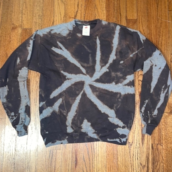 Unisex Homemade Bleach Tye dye Sweatshirt - Picture 3 of 13
